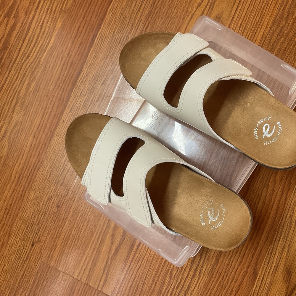 Easy Spirit Women's Off White Sandals 7.5